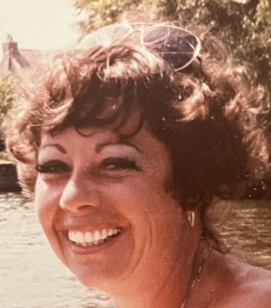 Carolyn Jean Davis Profile Photo