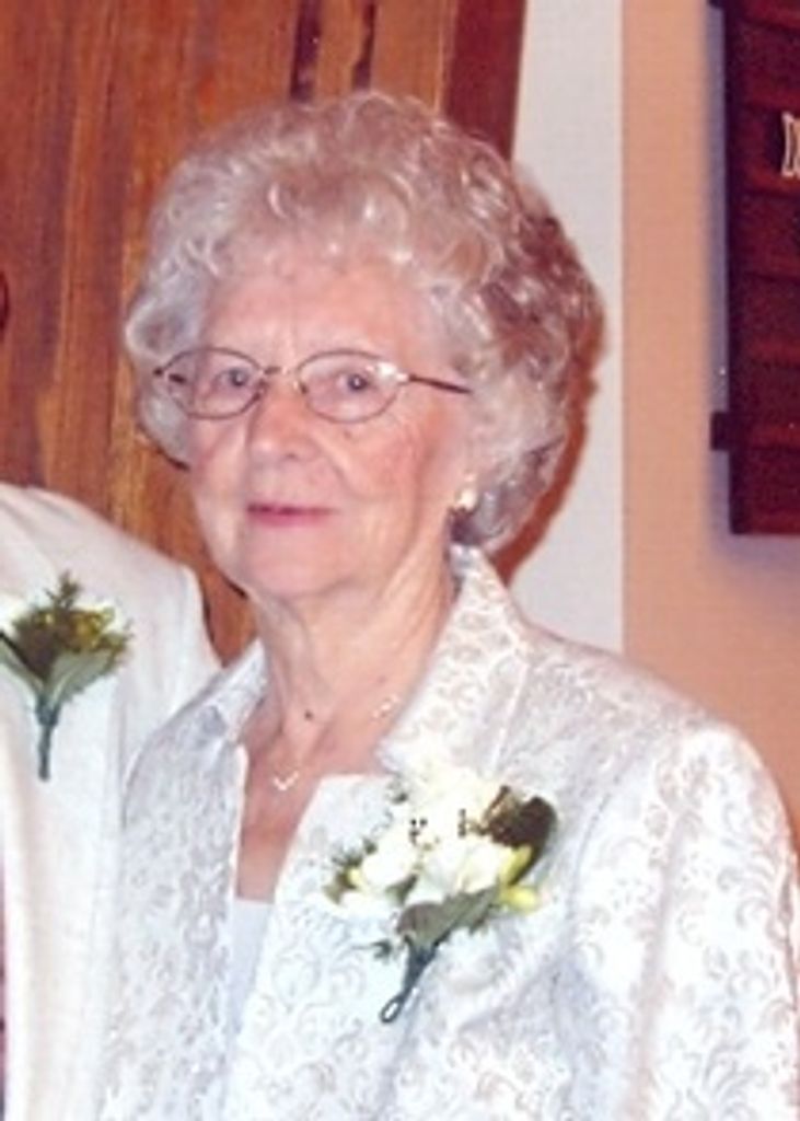 Launa "Sis" Mellott