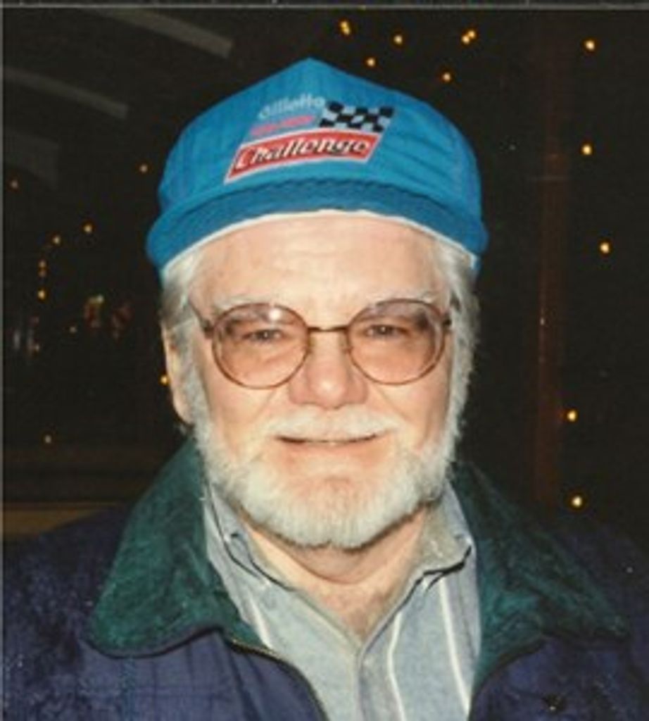 Robert Lincoln Webster Profile Photo