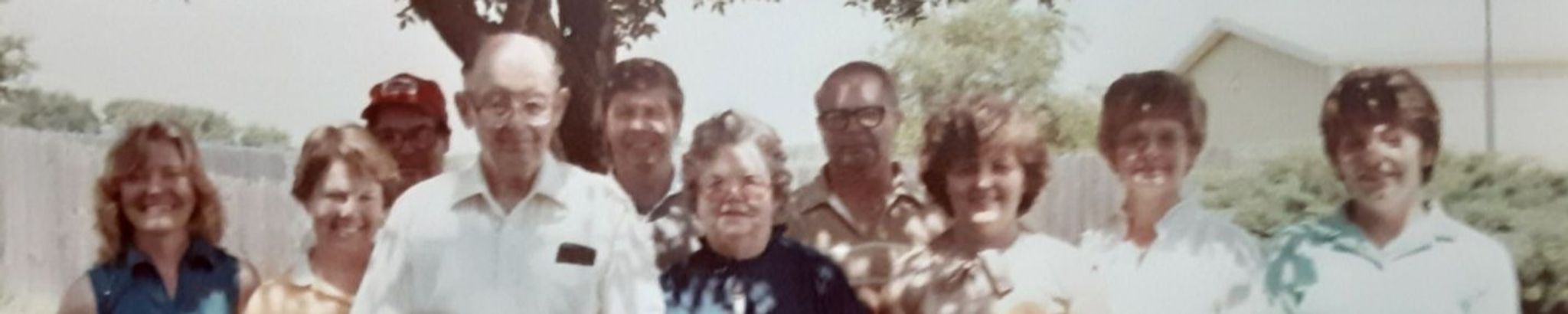 Cover photo for Linda K Garrett's Obituary