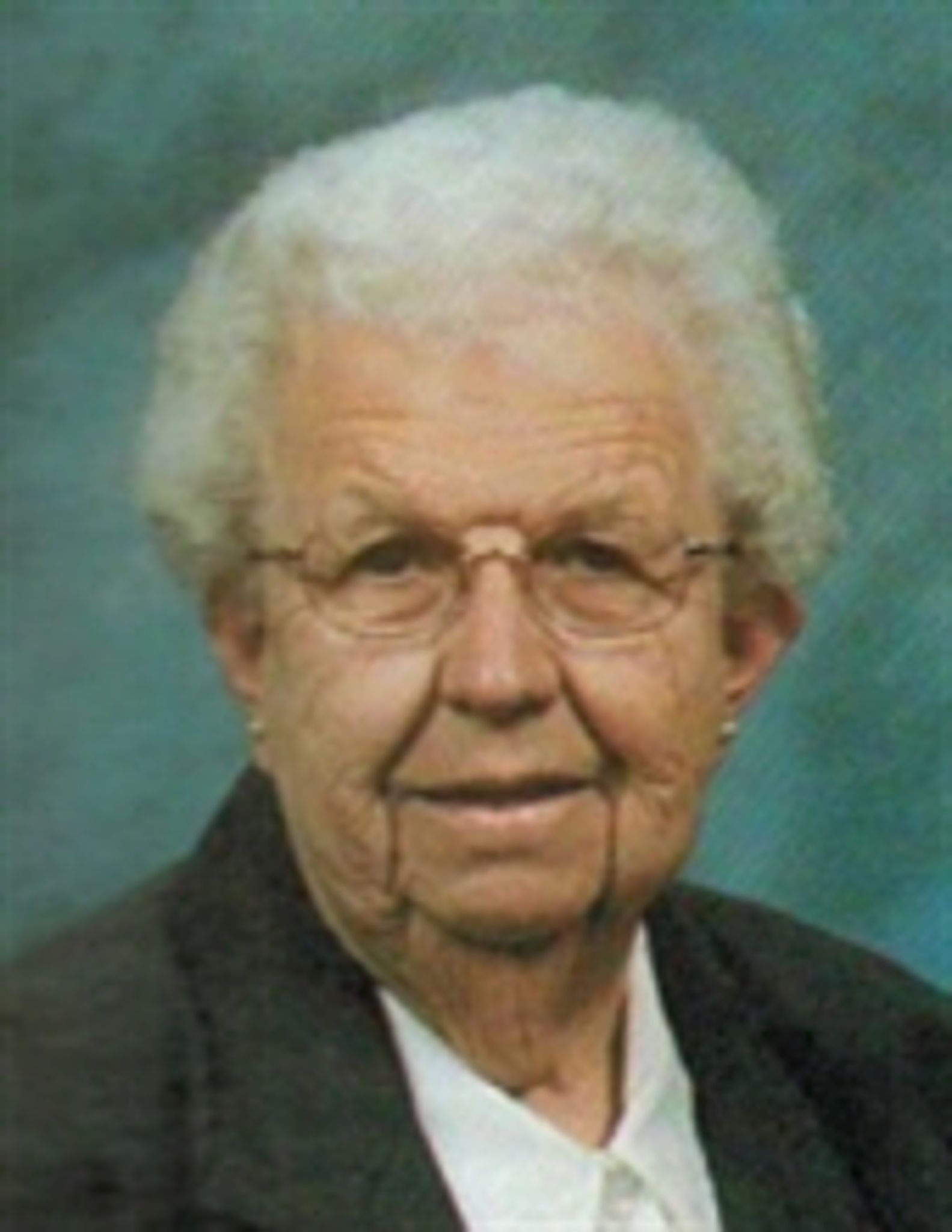 Lucille E. Toms photo gallery image 1 of 2