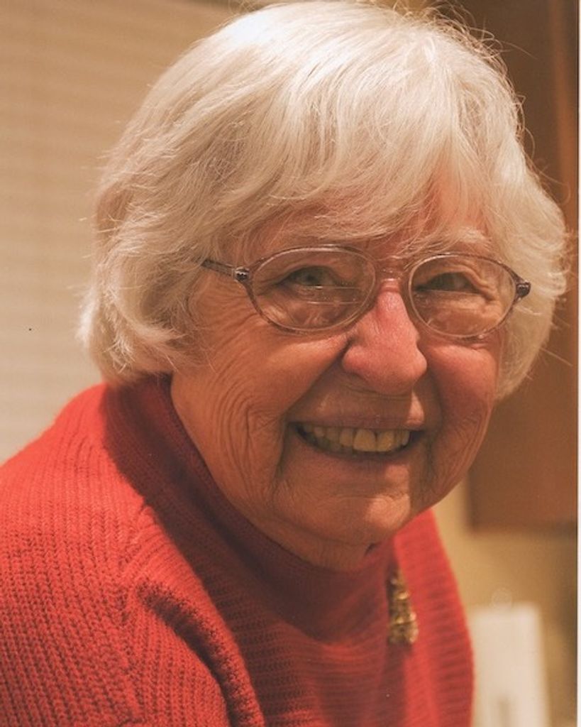 Phyllis MacKillip