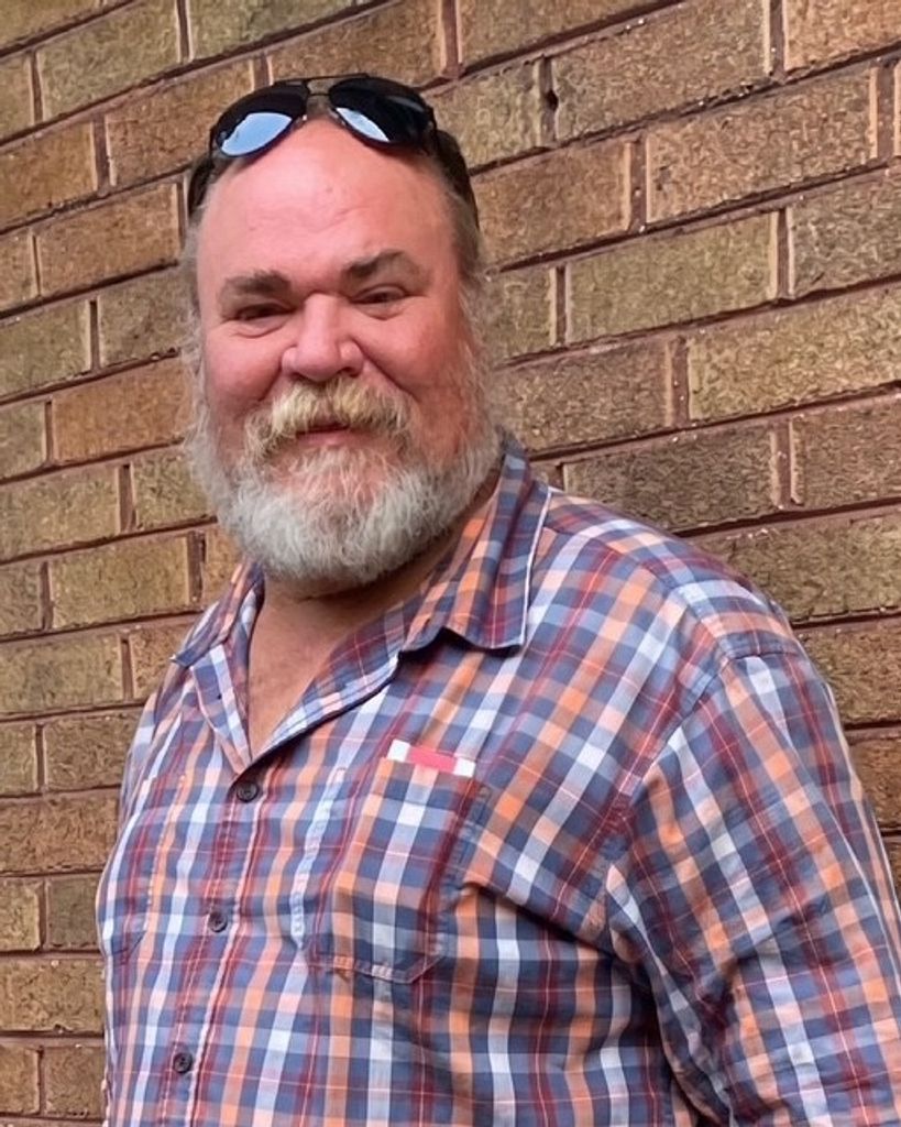 Terry Wayne Robertson Profile Photo