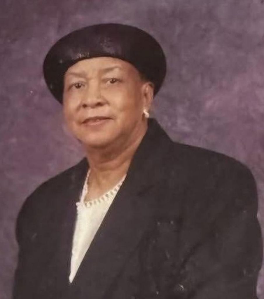 Julia Mccain Simpkins Profile Photo