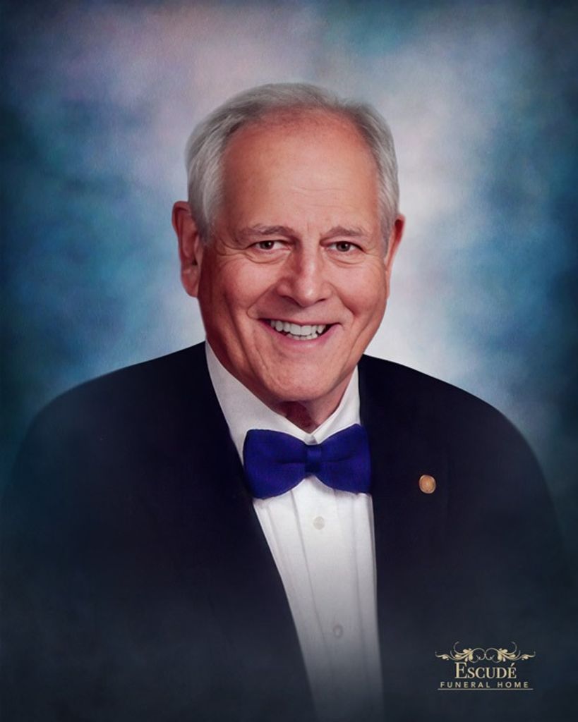 E. Gaon Escude' Profile Photo