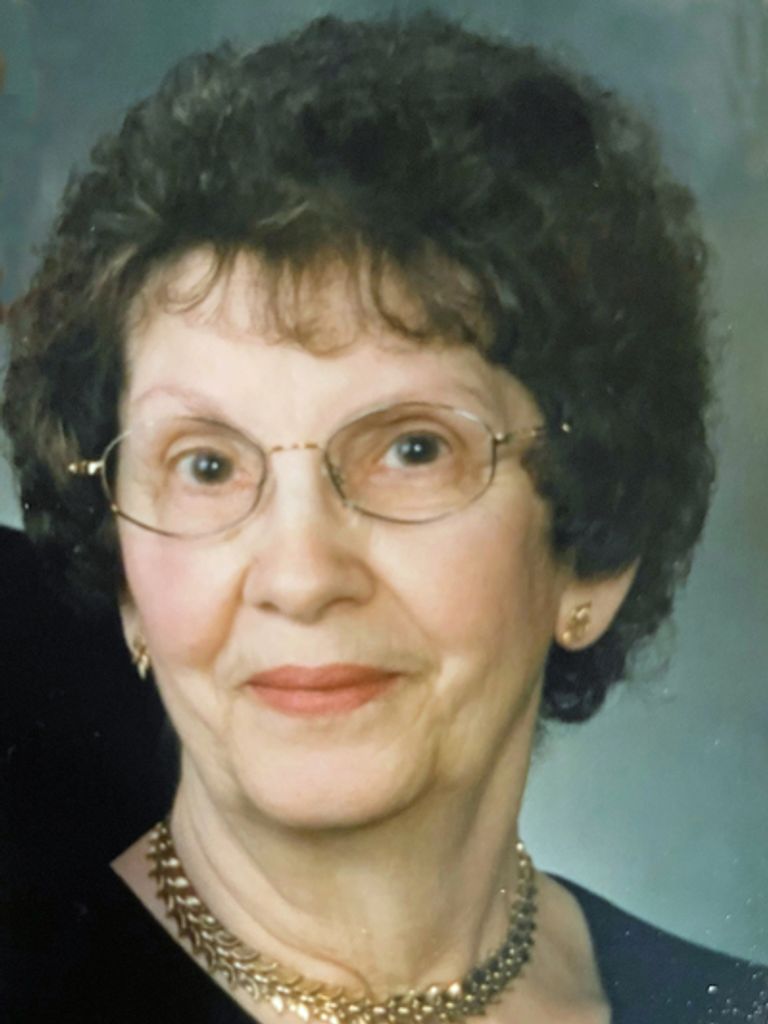 Rose Ann Holzer Profile Photo