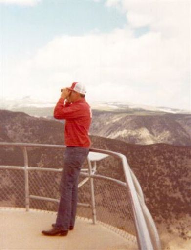 Earl B. Erdman photo gallery thumbnail 33 of 98