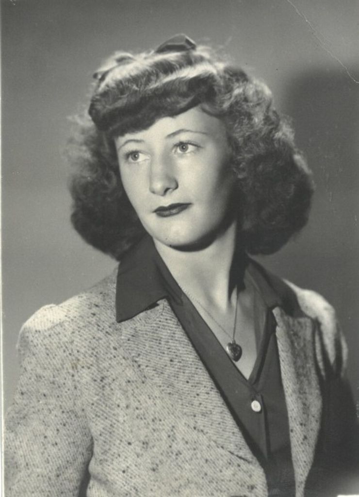 Betty Jo Sieglitz