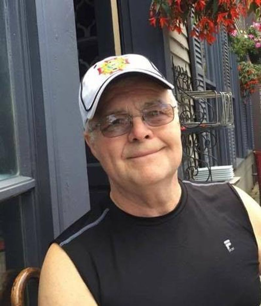 Roger E. Macomber Profile Photo