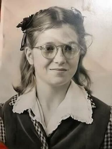 Shirley Ann Lyons photo gallery thumbnail 18 of 78