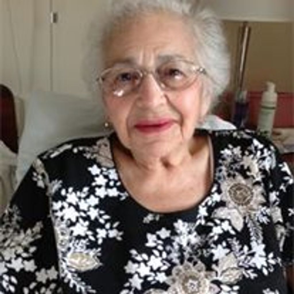 Louise Helen  (Paraghamian) Harabedian
