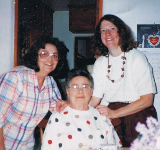 Mary Elsie Kather photo gallery thumbnail 6 of 46