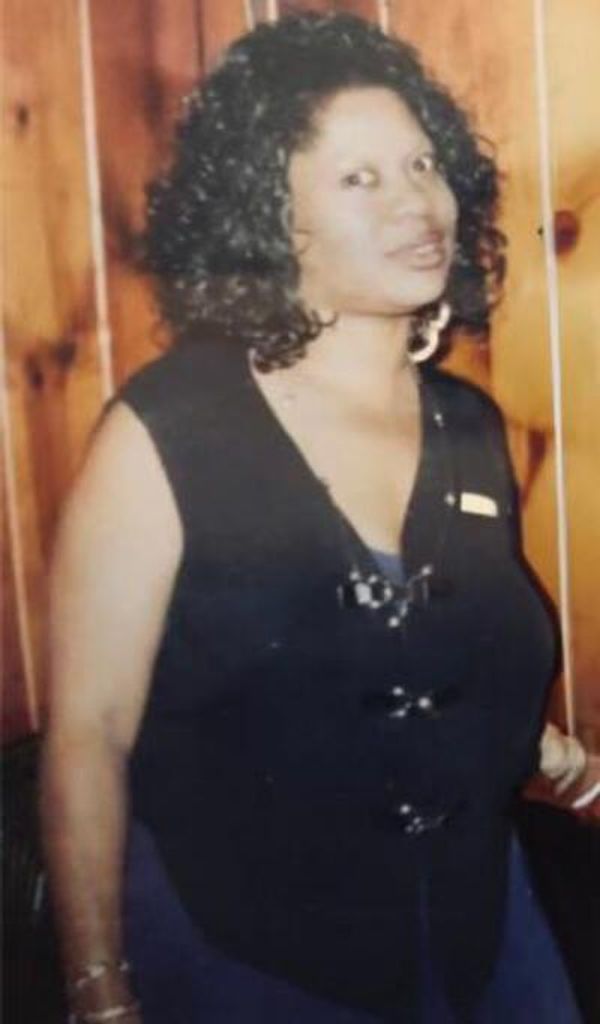 Lorie Ann Phillips Profile Photo