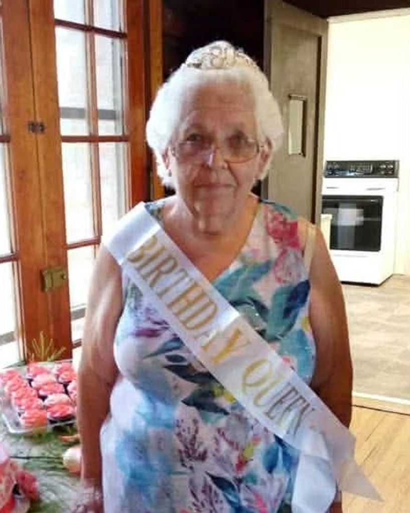 Nelia Capps Profile Photo