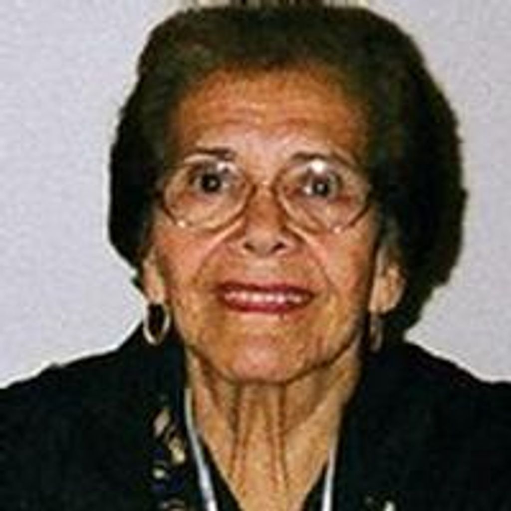 Petra De La Garza