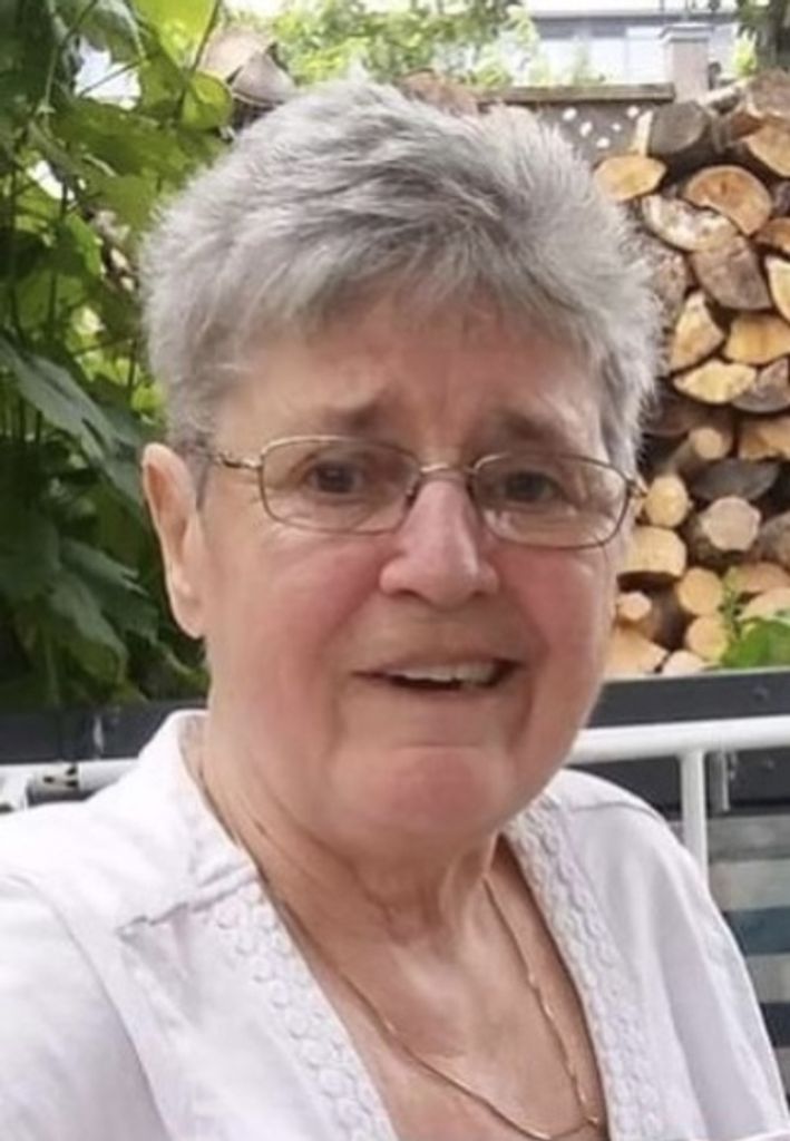 Linda Mcdougall Profile Photo