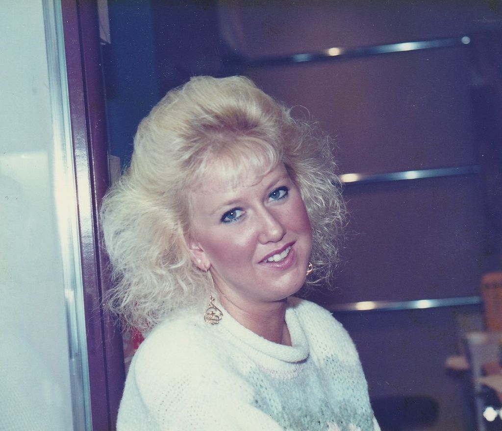 Ladawn Gail Hanson Profile Photo