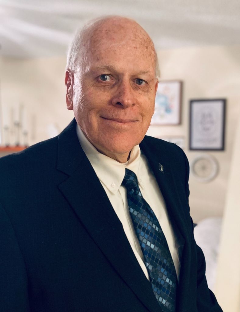 Larry  Kent 