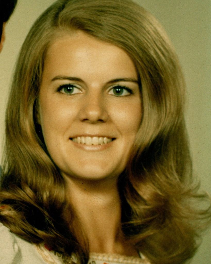 Carolyn Horton Profile Photo
