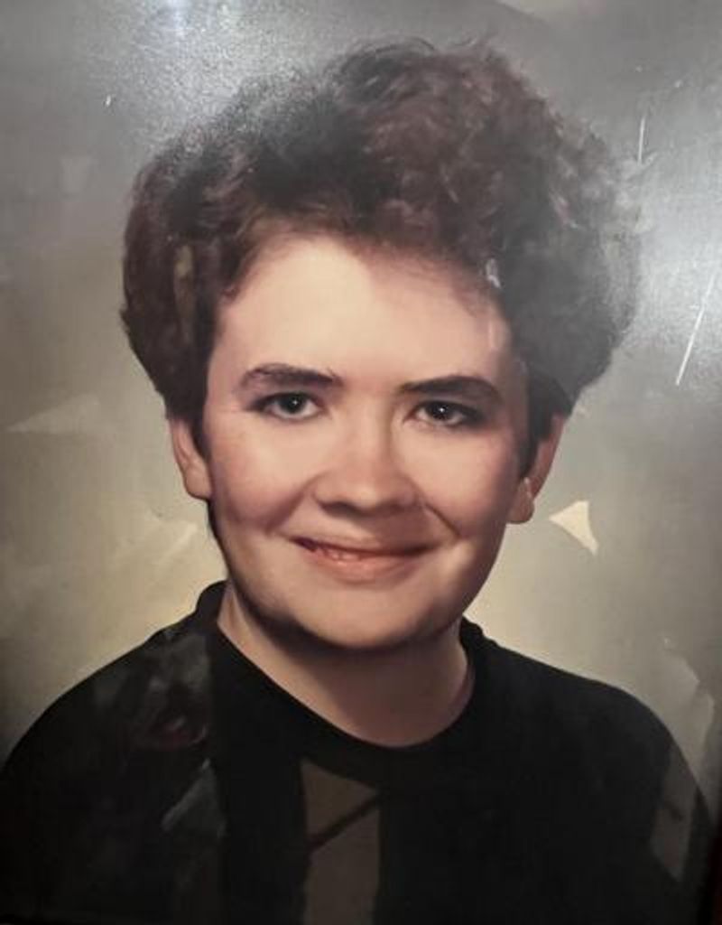 Charlotte Russell Profile Photo