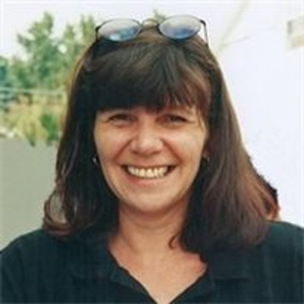 Elizabeth Carras