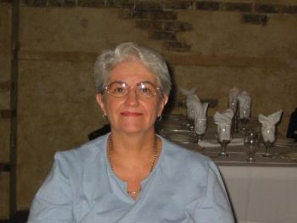 AnneMarie Frazer Profile Photo