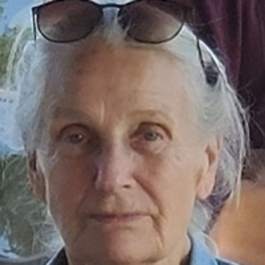 Dinny Chila Profile Photo