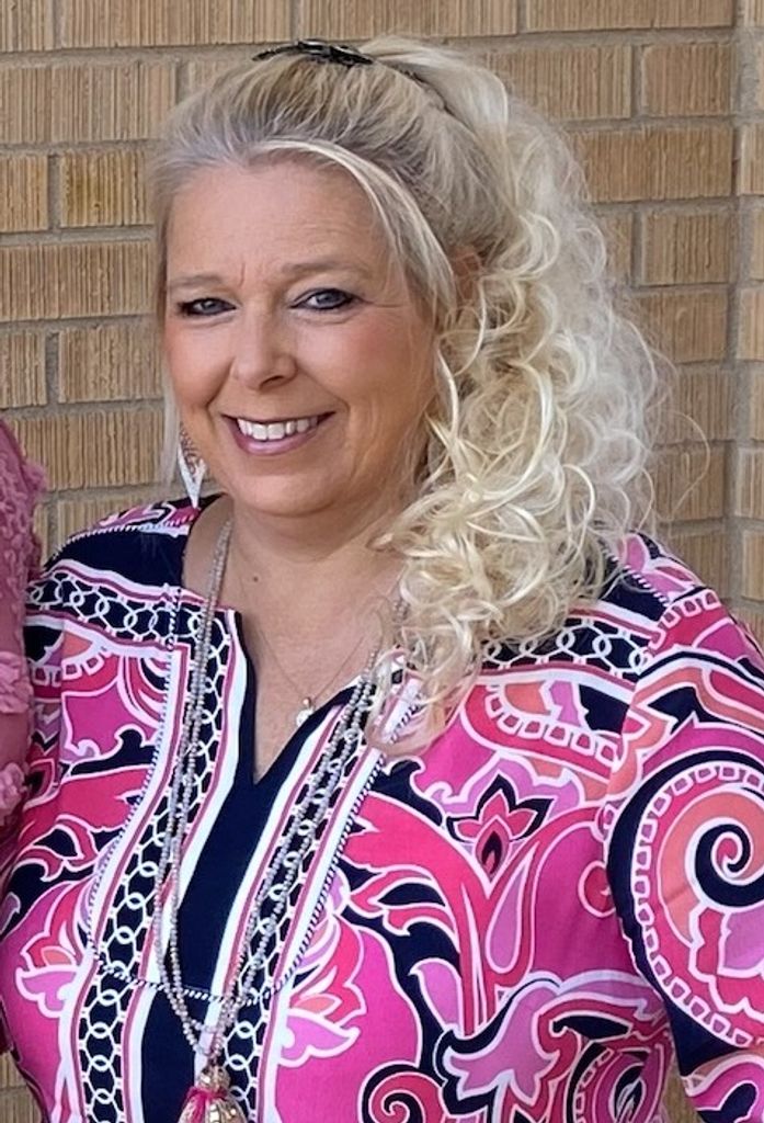 Lisa Dawn James