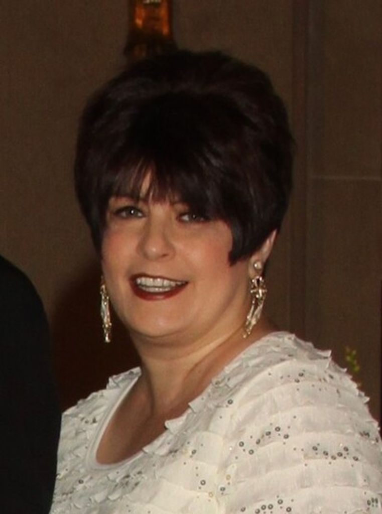 Donna Manuel Landolina Profile Photo