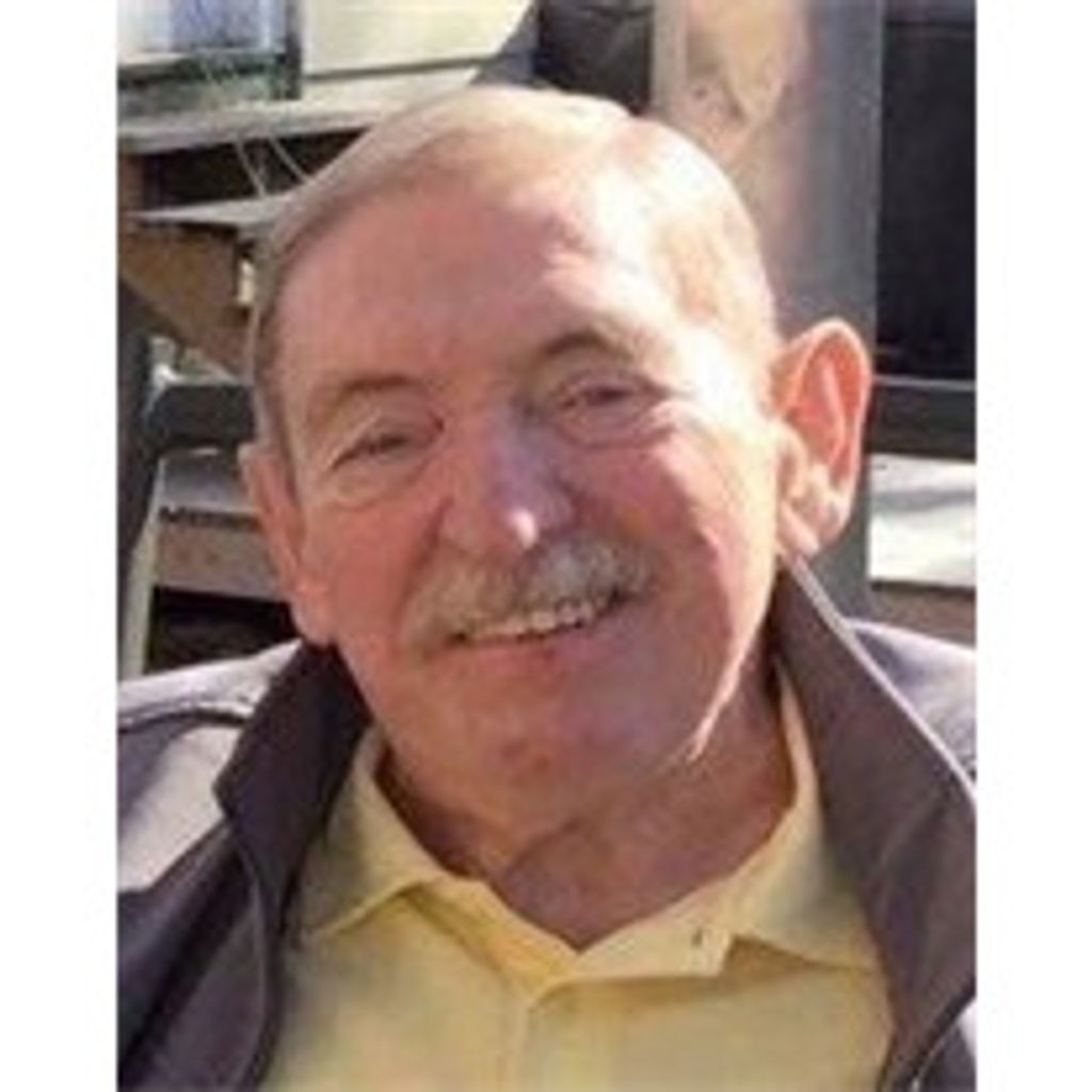 Thomas B. 'Tom' Bracken