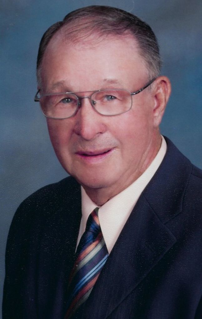 Harold Eugene "Gene" Revell Profile Photo