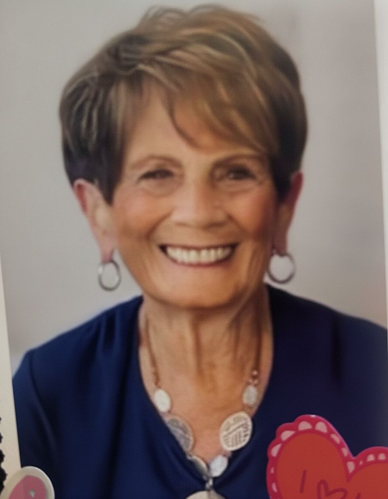 Bella M. Dimuro Profile Photo