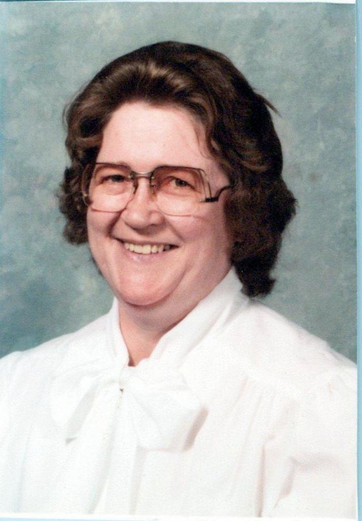 Clara Eyvone Patrick Horan Profile Photo