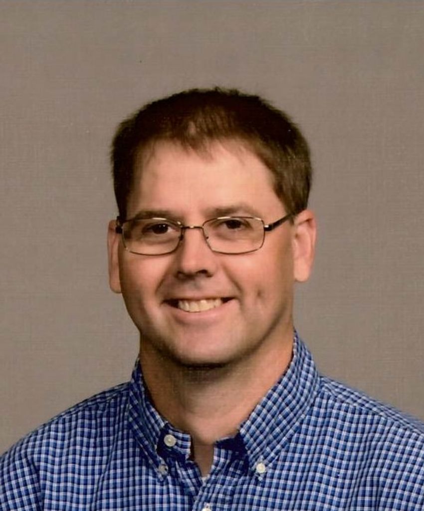 Mark Dennis Lukavsky