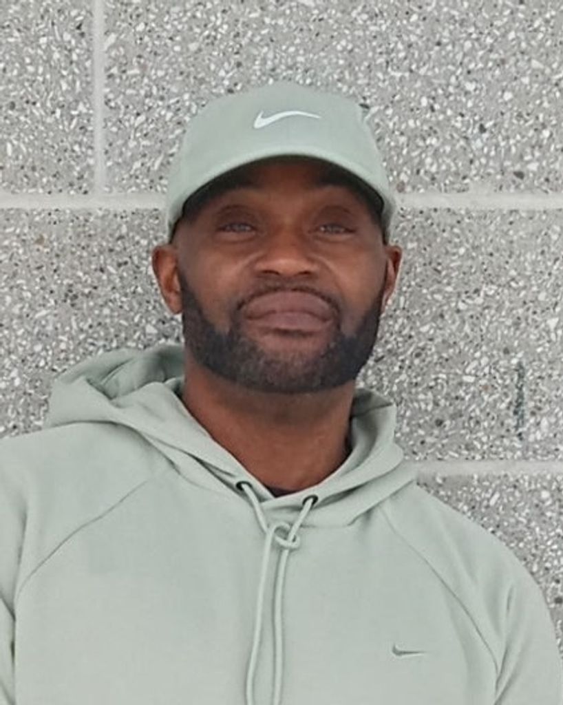 Eric John Gamble Profile Photo