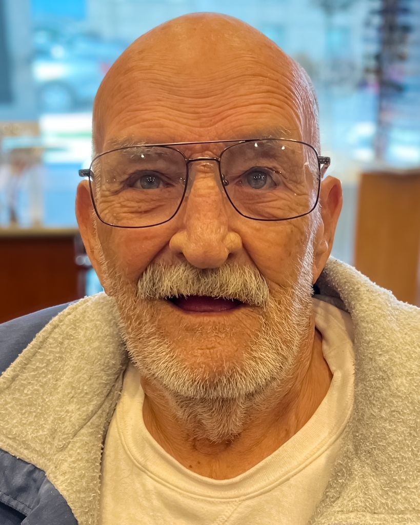 Elliott Rangvald Carlsen