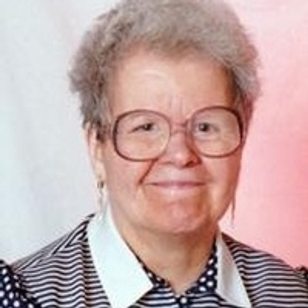 Lorraine Edith (Nurmi) Mikkola