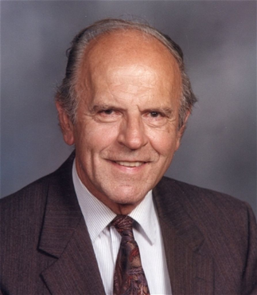 Lee S. Weaver Profile Photo