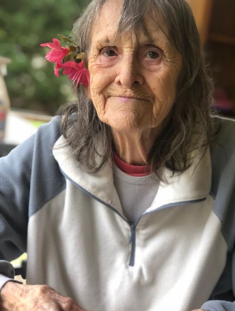 Billie Sue Craig Cheek Profile Photo