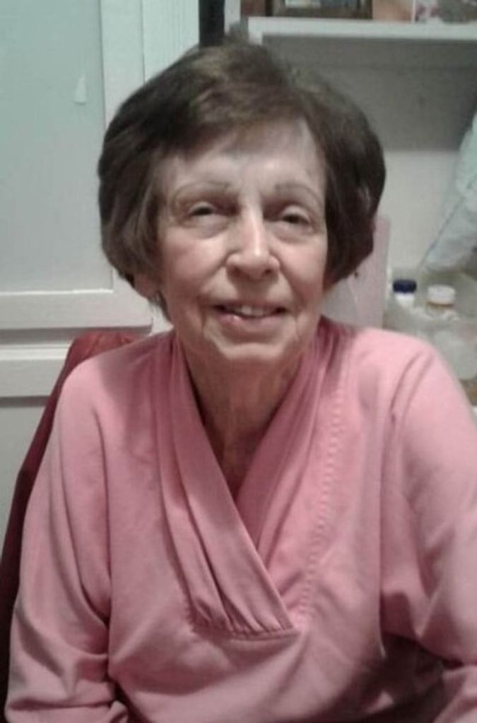Angelica Dames Profile Photo