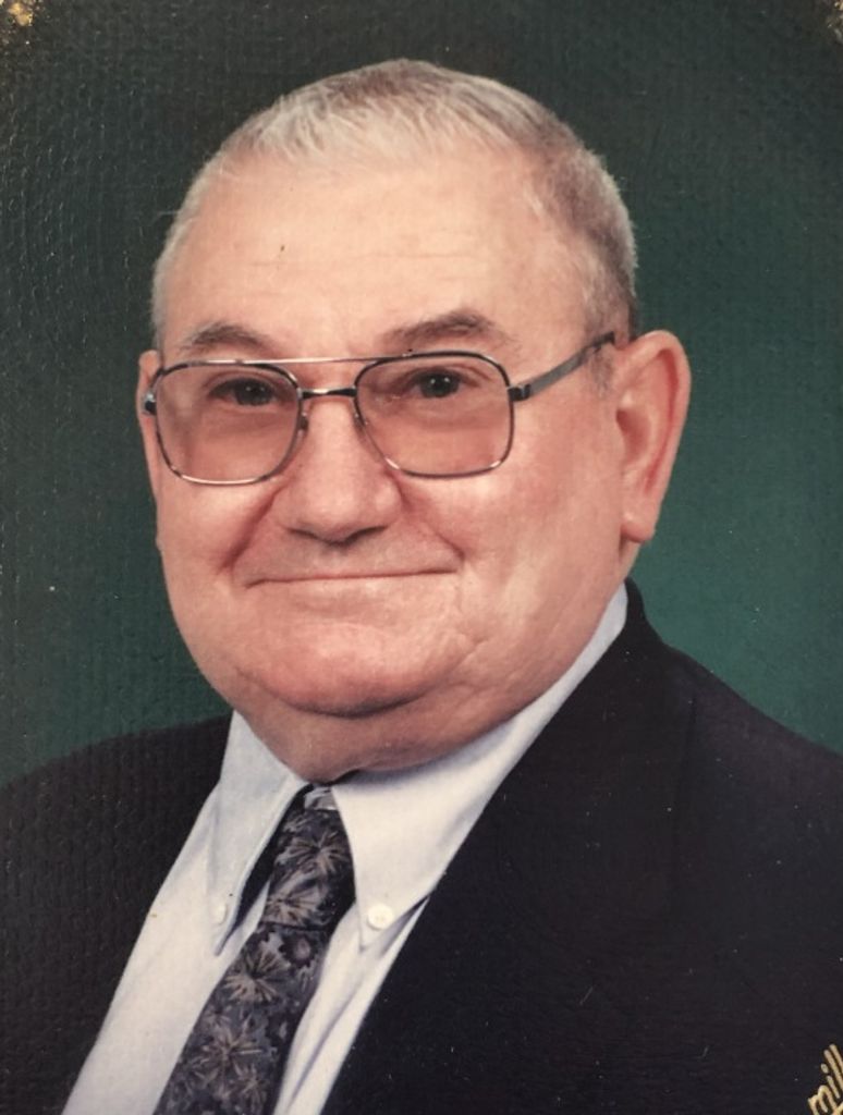 Thomas Manis Profile Photo