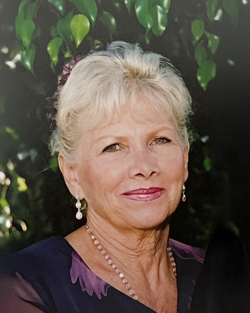 Mary Julia Lauro Profile Photo
