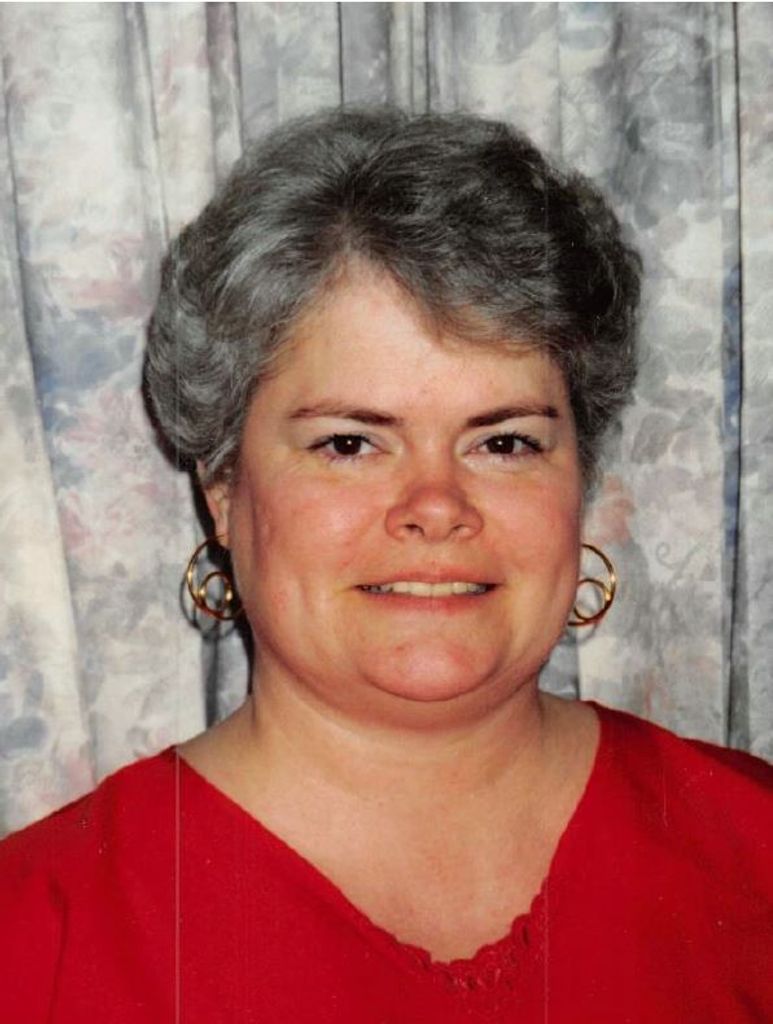 Ella Roberts Profile Photo