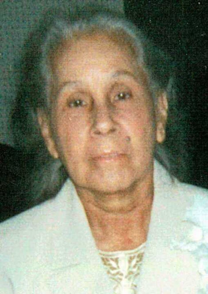 Alicia Caceres