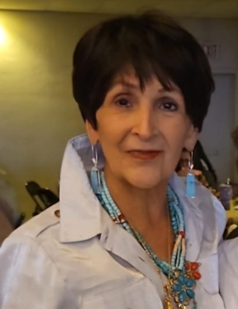 Laura  J. Fernandez Profile Photo