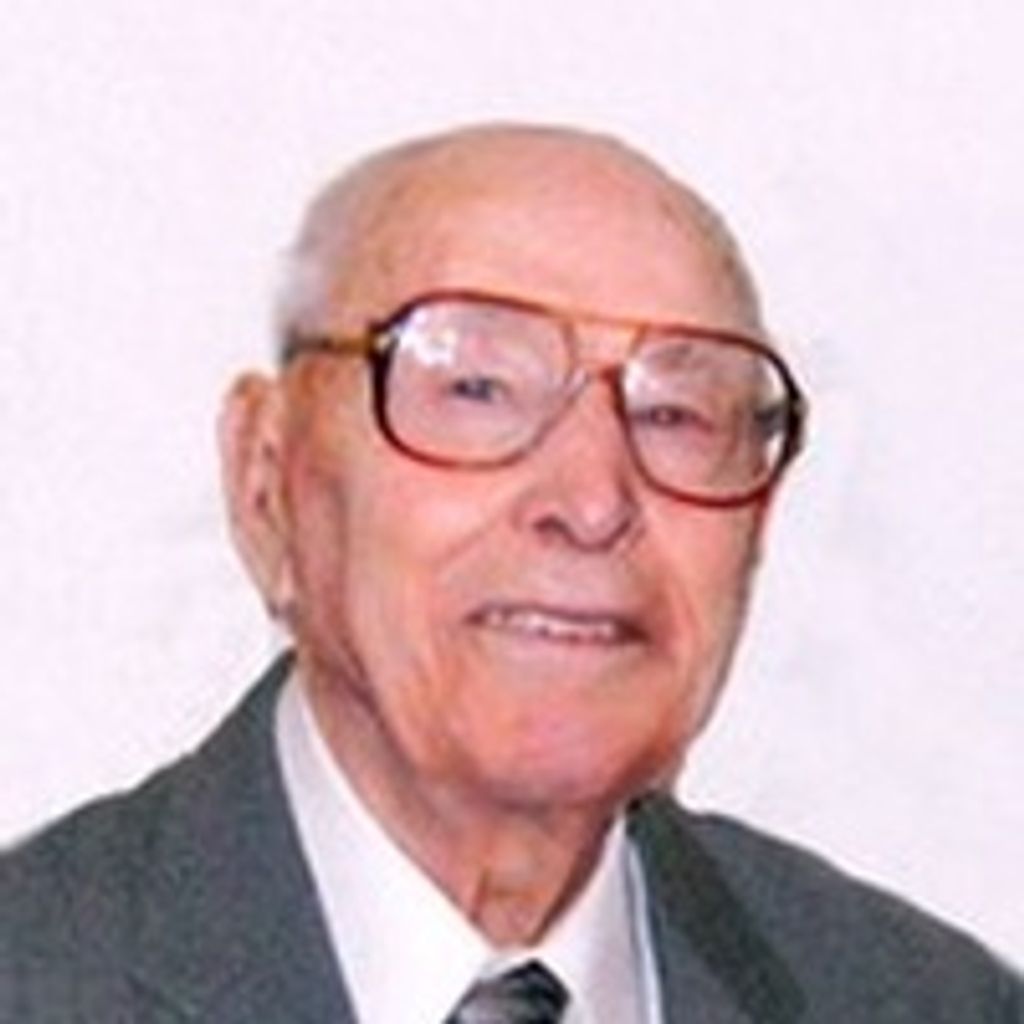 Arlie  E. Cloke