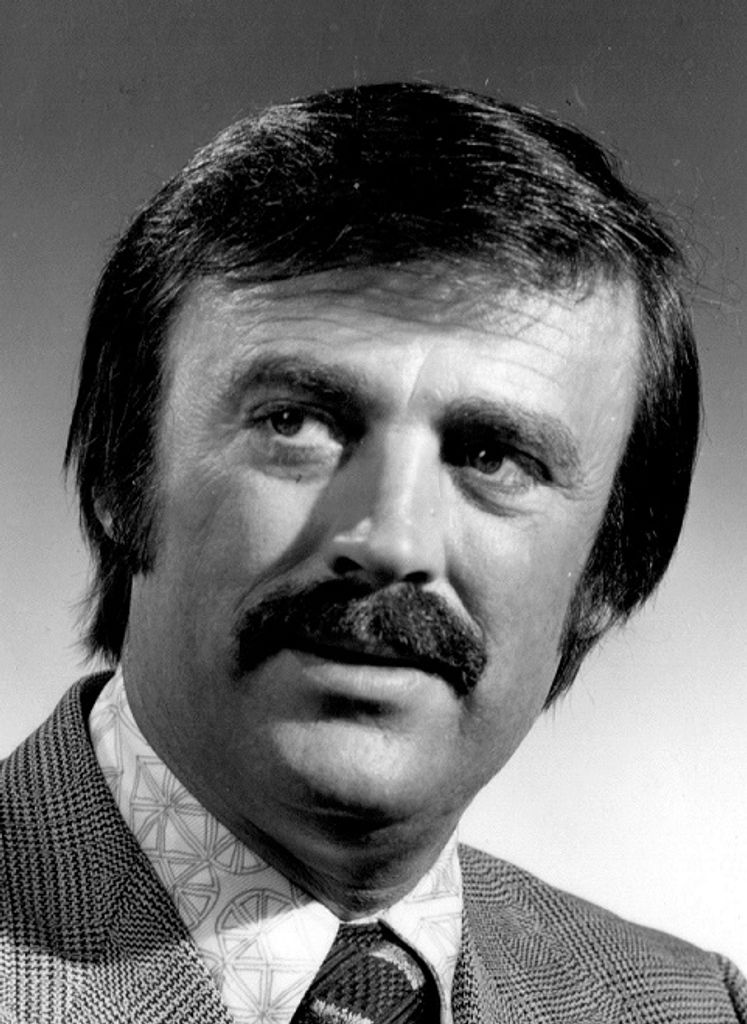 Robert "Bob" Joseph Reynolds