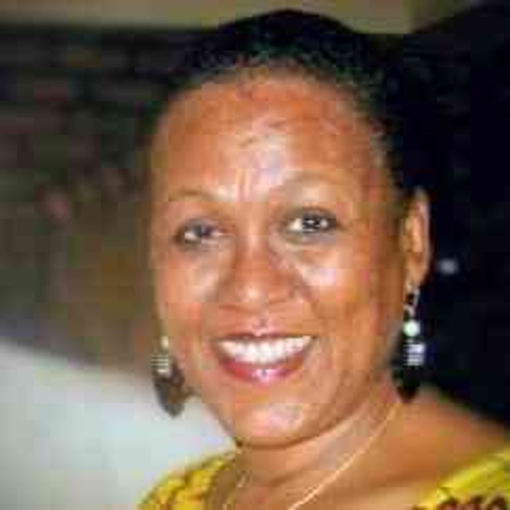 Elizabeth Olana Profile Photo