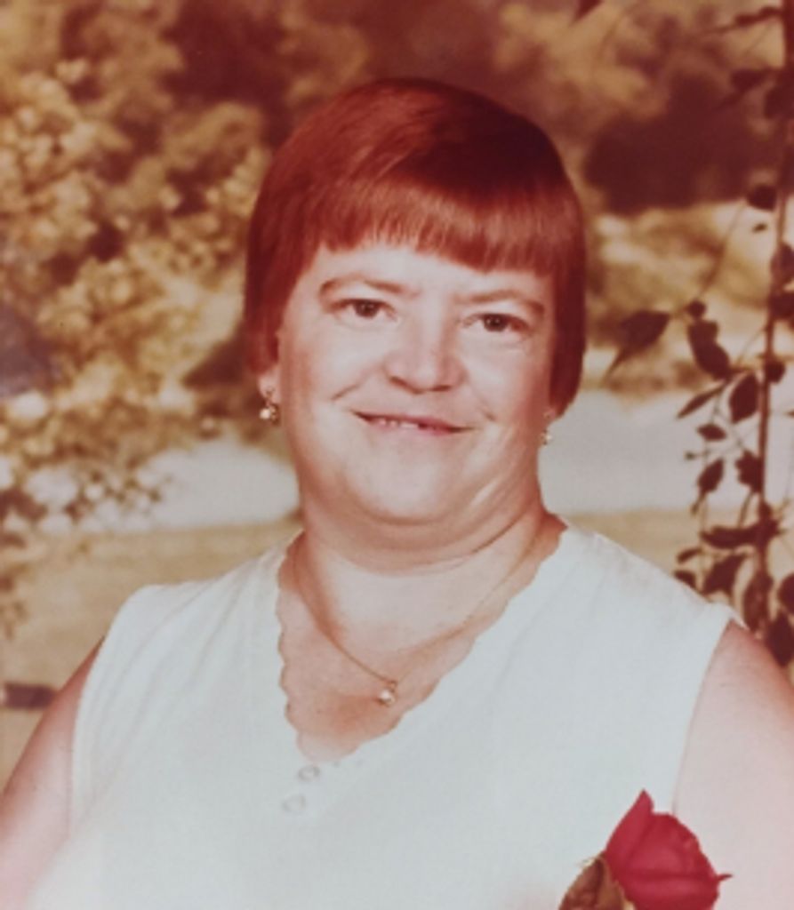 Elizabeth Mitchell Profile Photo