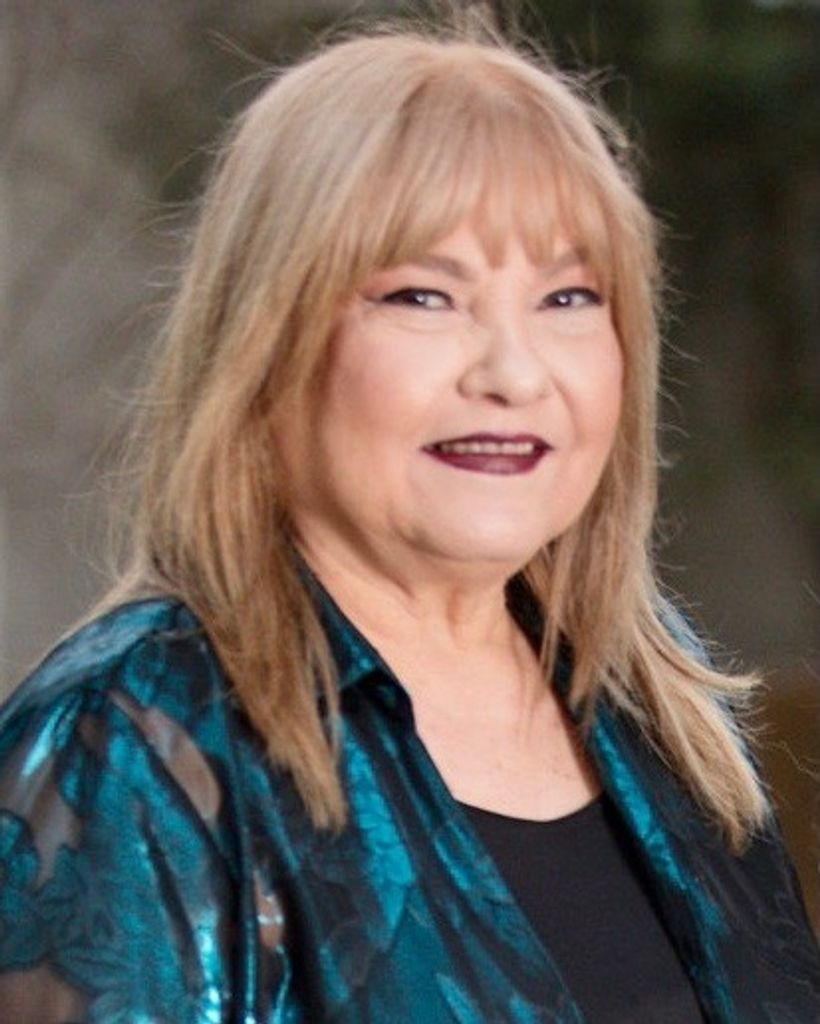 Estella J Almendarez